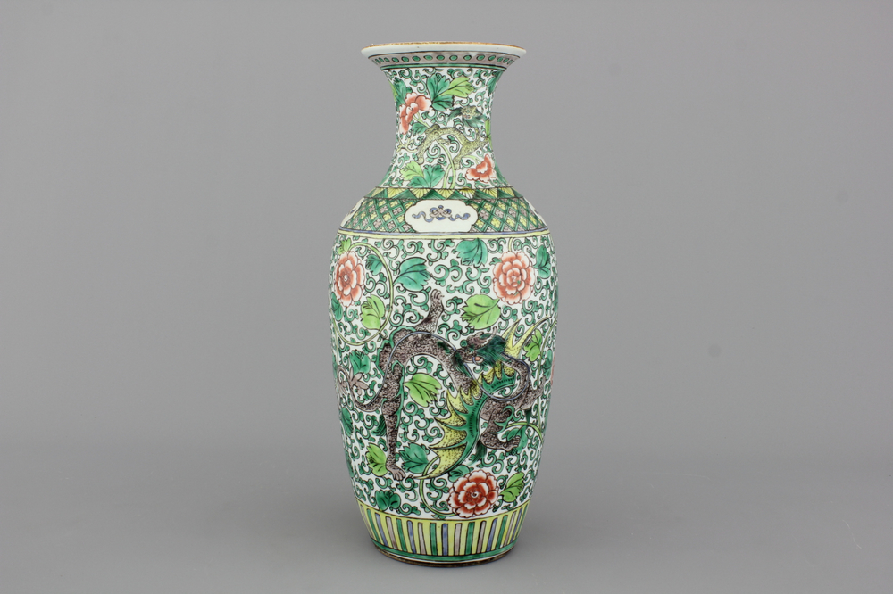 A Chinese famille verte vase with a dragon, 19th C.