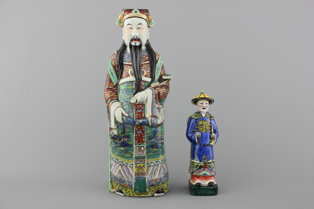 Two Chinese porcelain figures of immortals, 19/20th C.