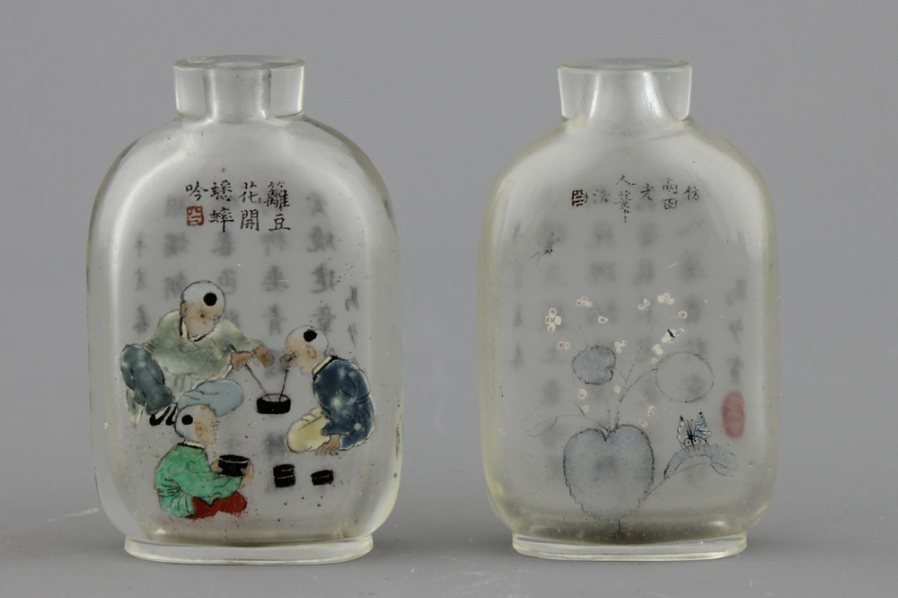 Two Chinese reverse painted glass snuff bottles, 19/20th C.