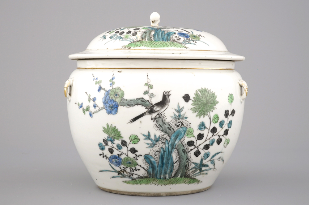 Bol couvert en porcelaine de Chine, 19e-20e