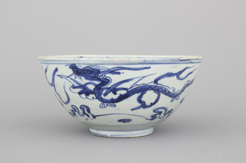 A Chinese porcelain blue and white dragon bowl, Ming dynasty