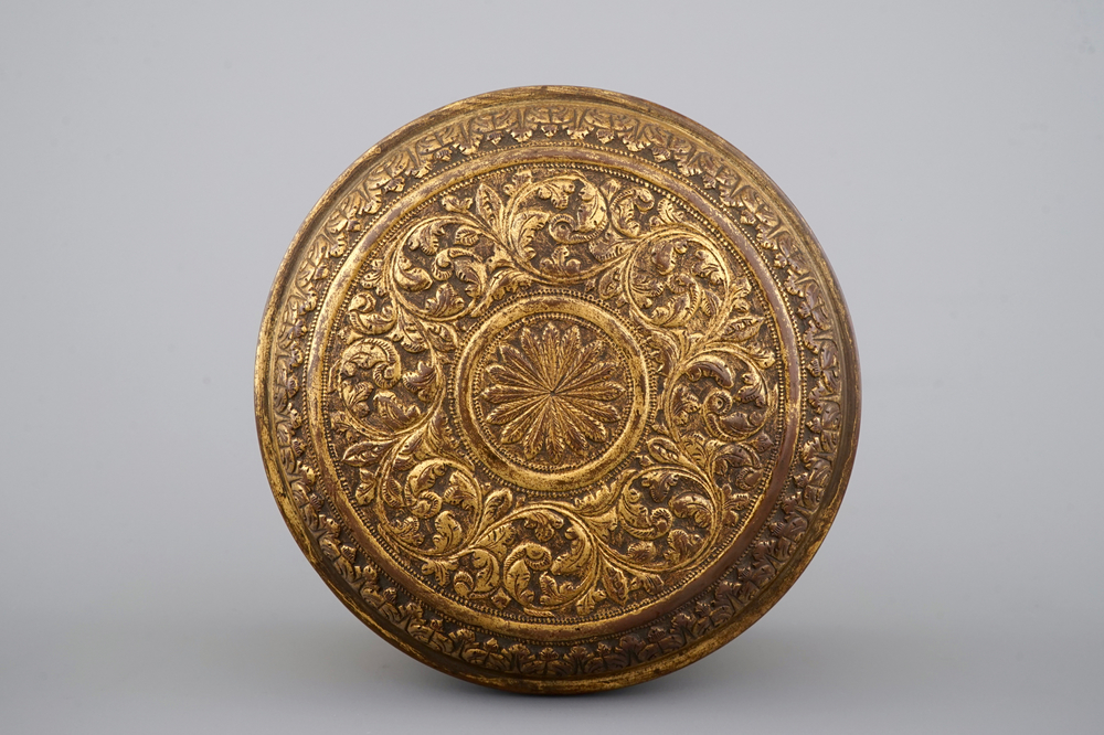 A cylindrical brass box and cover, 16/17th C., probably Nuremberg