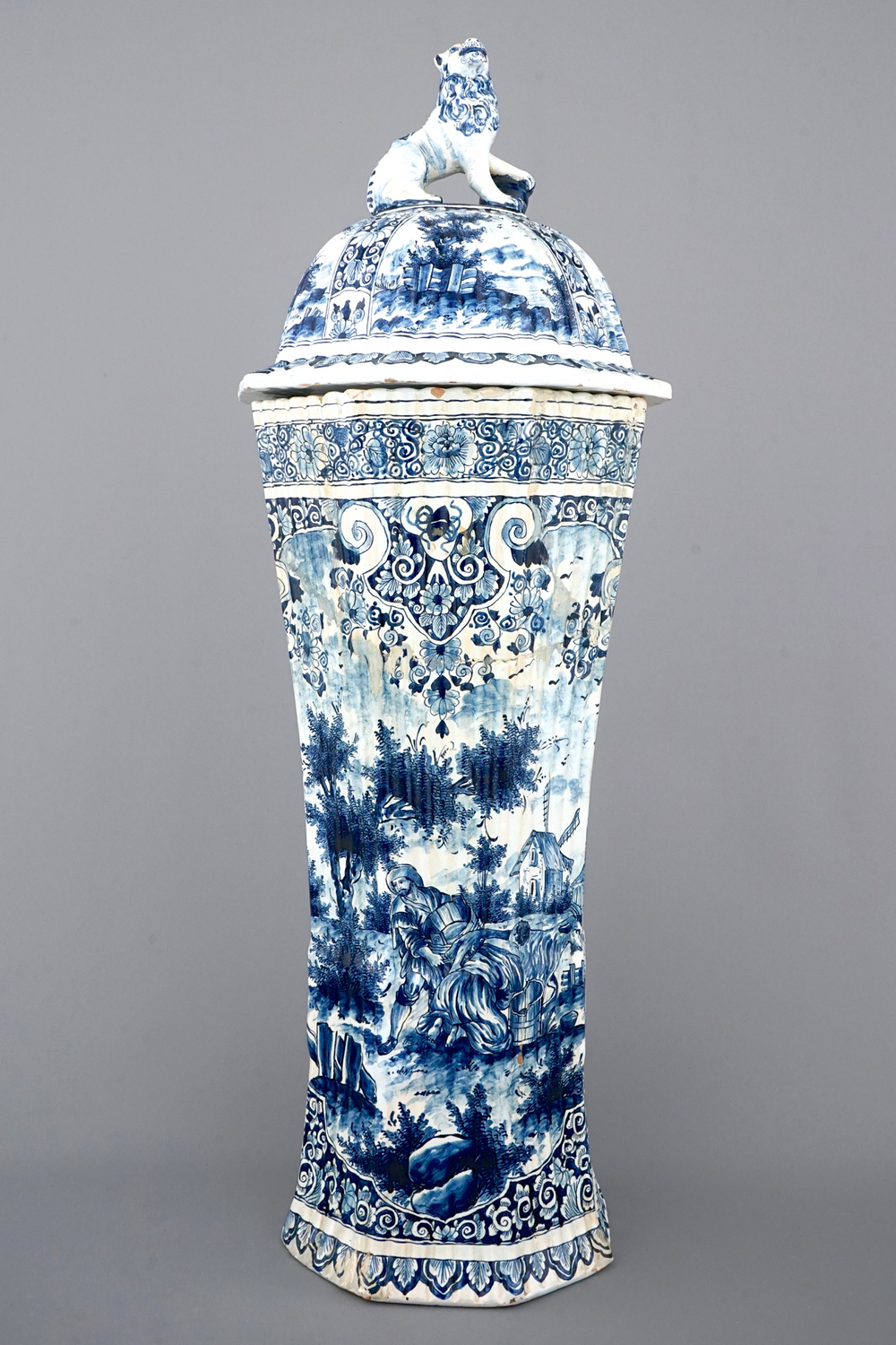 A massive blue and white Delft vase and cover, early 19th C.