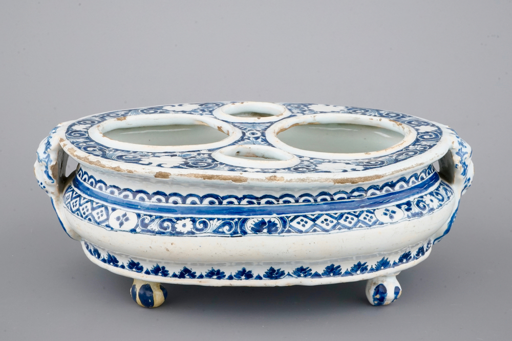 A cruet stand, blue and white Rouen pottery, 18th C.