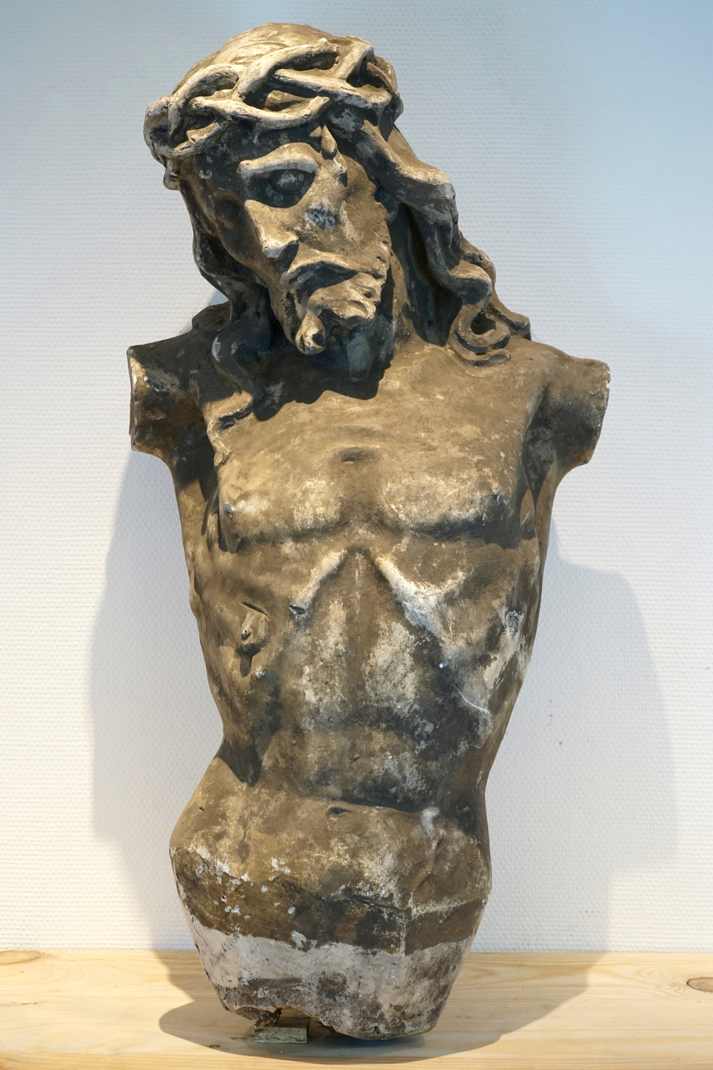 A plaster cast of the thorned Christ, 19/20th C., Bruges