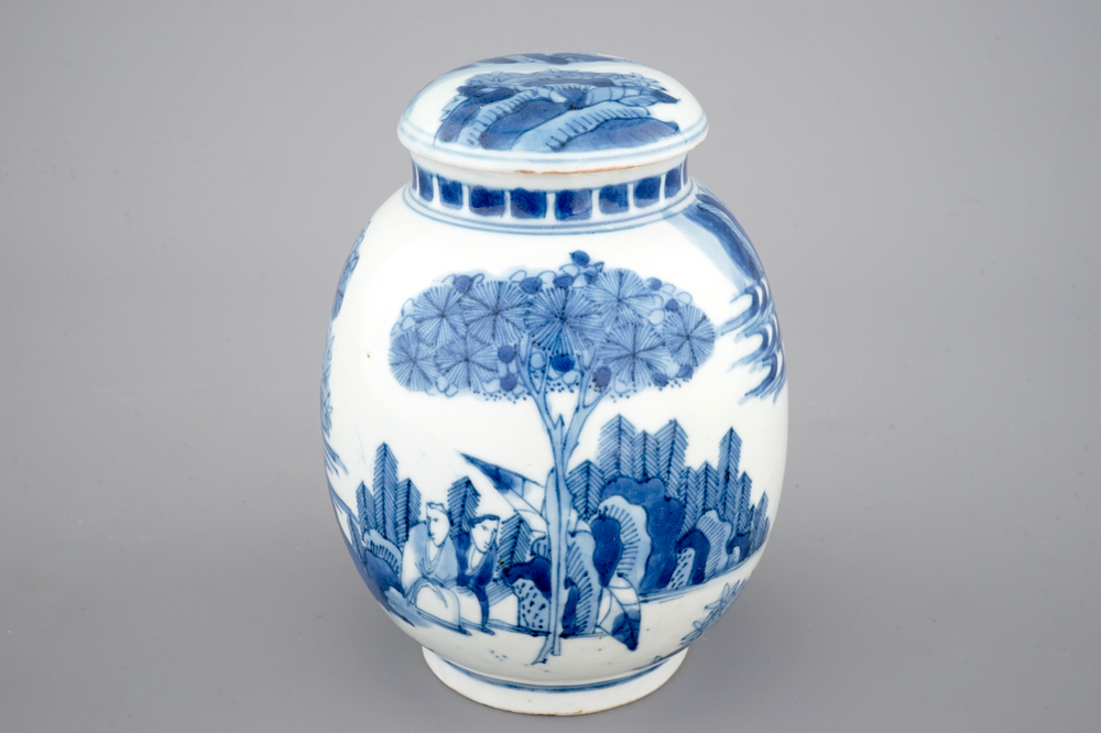 Een Japanse blauw-witte dekselpot, laat 17e eeuw