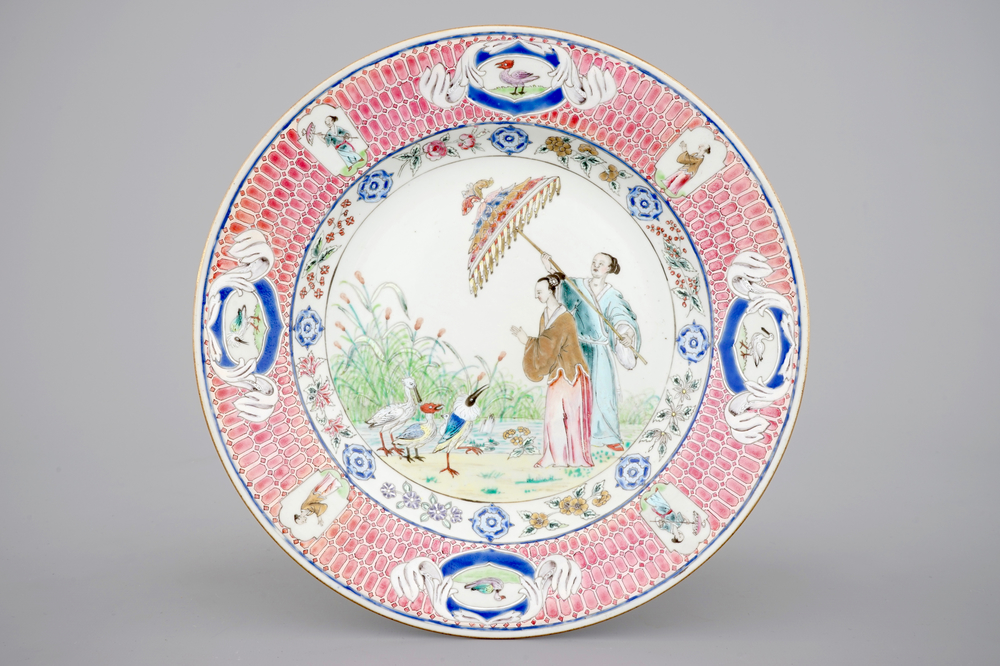 A Chinese famille rose dish after Cornelis Pronk: "Dames au parasol", ca. 1736-1738