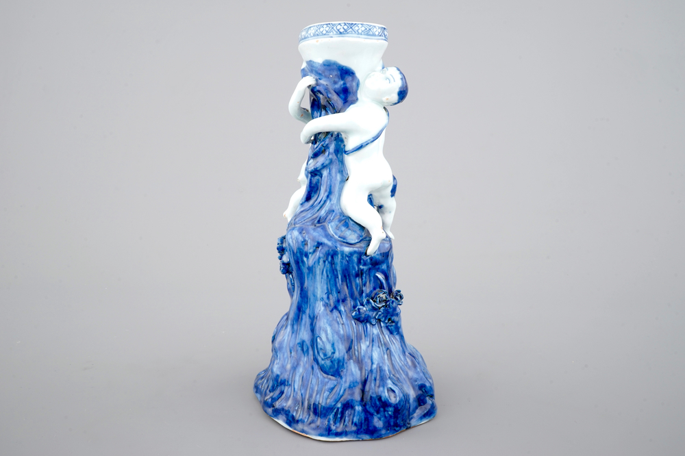 A Chinese porcelain Meissen style fruit basket base, Qianlong, 18th C.