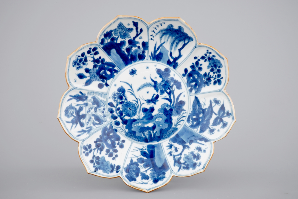 A blue and white Chinese porcelain lotus shaped plate, Kangxi, ca. 1700