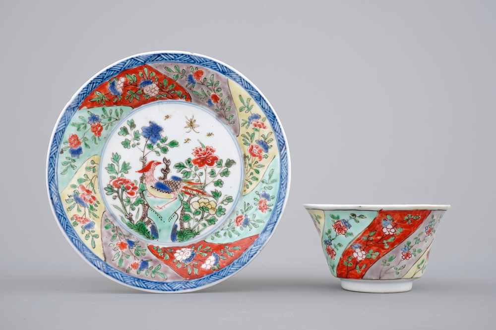 Une tasse et soucoupe en porcelaine de Chine famille verte, Kangxi, ca. 1700