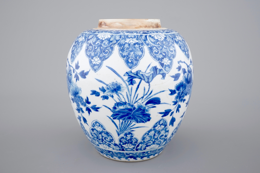 A blue and white Chinese porcelain ginger jar, Kangxi, ca. 1700