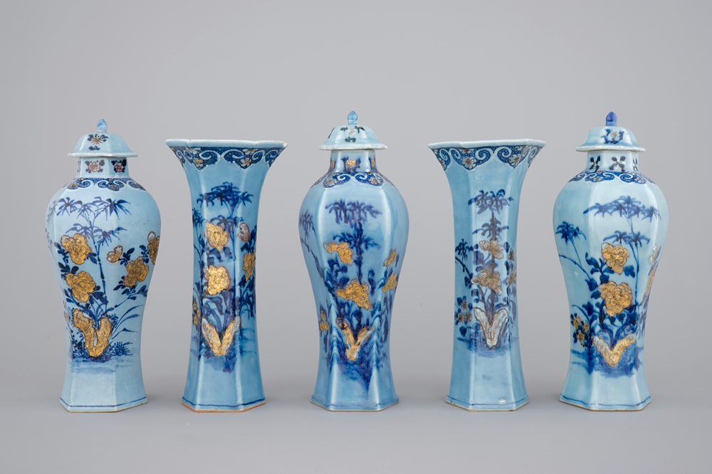 A Chinese porcelain five-piece lavender garniture , Qianlong, 18th C