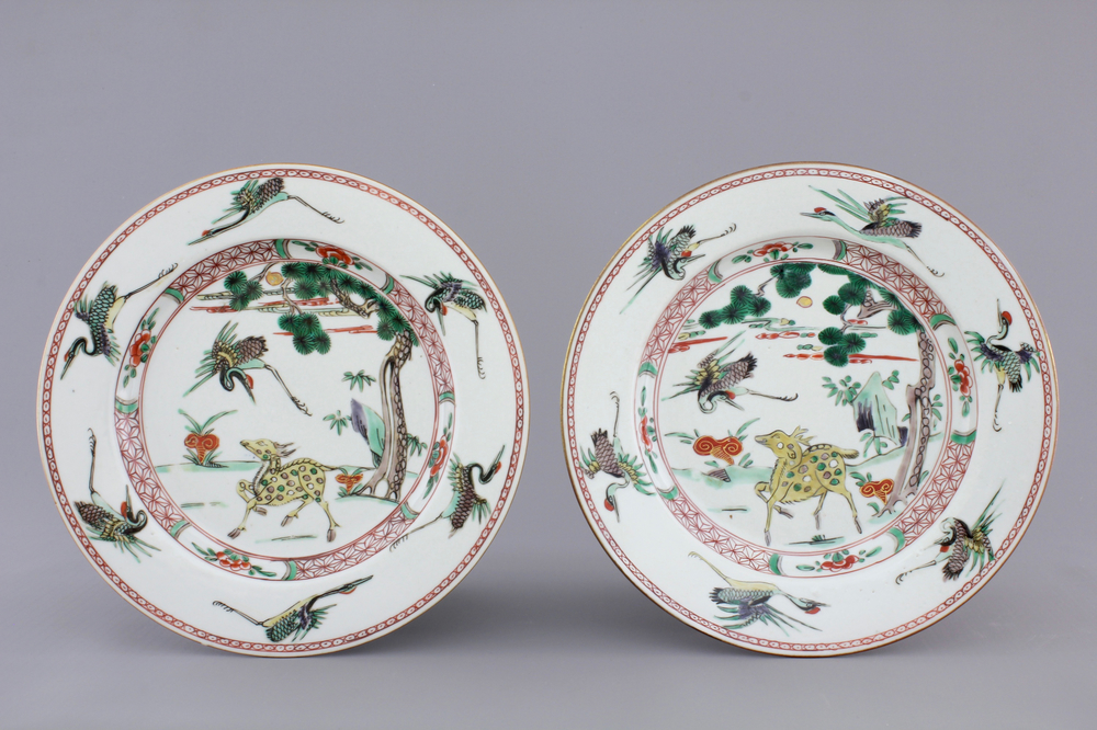 A pair of Chinese famille verte porcelain plates with deers and cranes, Kangxi, ca. 1700