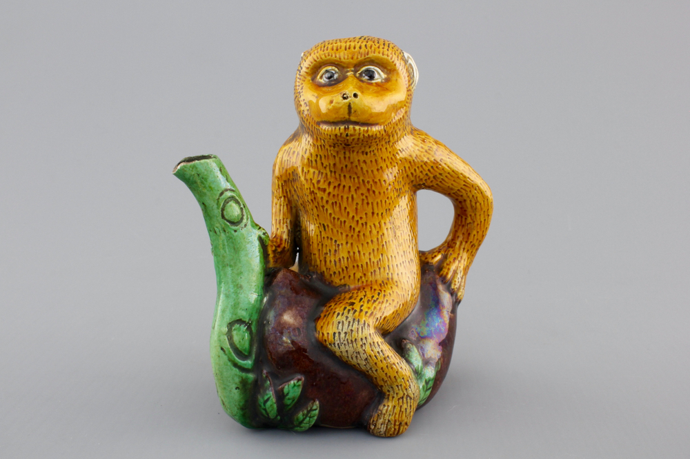A Chinese famille verte biscuit monkey ewer, Kangxi, ca. 1700