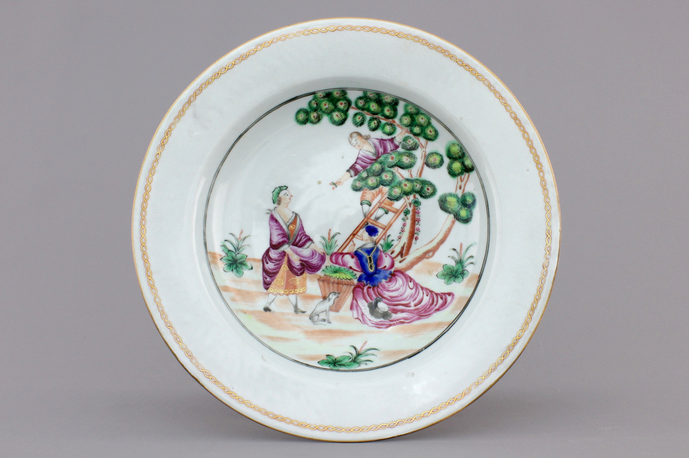 A Chinese export porcelain "Cherrypickers" plate, Qianlong, 18th C.