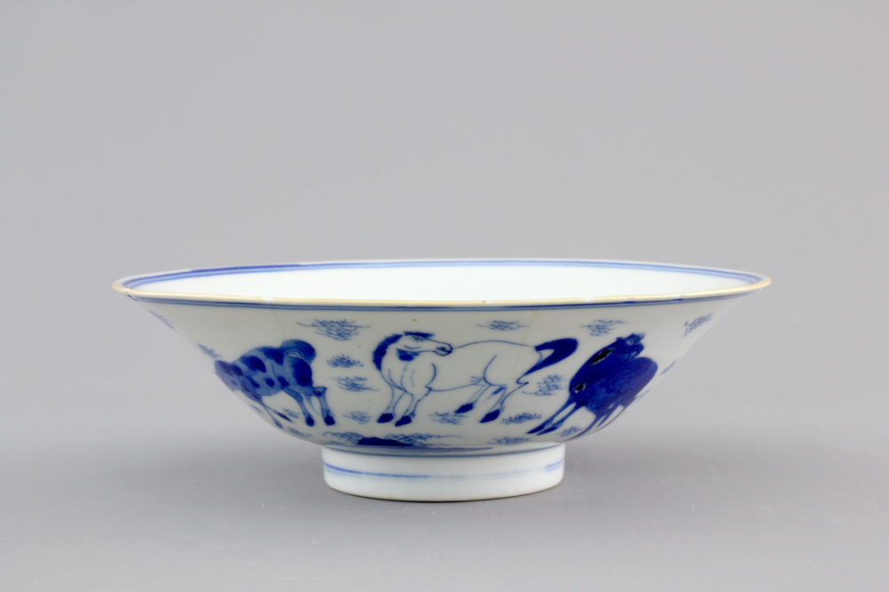 A Chinese blue and white conical bowl: "Horses of Mu Wang", Shunzhi/Kangxi, 17th C.