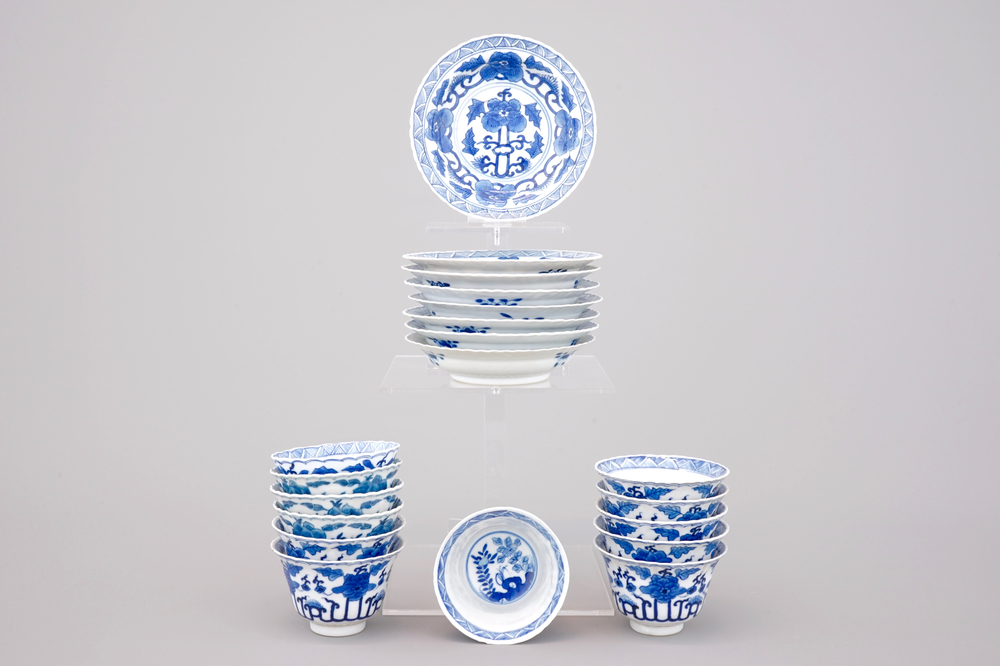 12 Chinese blue and white porcelain cups and eight saucers, 19th C.