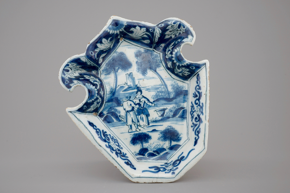 A fine Dutch Delft rice table dish, ca. 1700