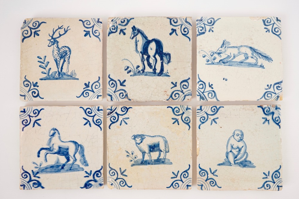 Un lot de 6 carreaux aux animaux en fa&iuml;ence de Delft, 17&egrave;me