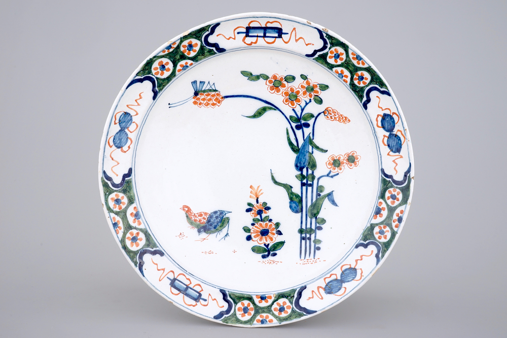A large Dutch Delft Kakiemon style dish with quails, 18th C.