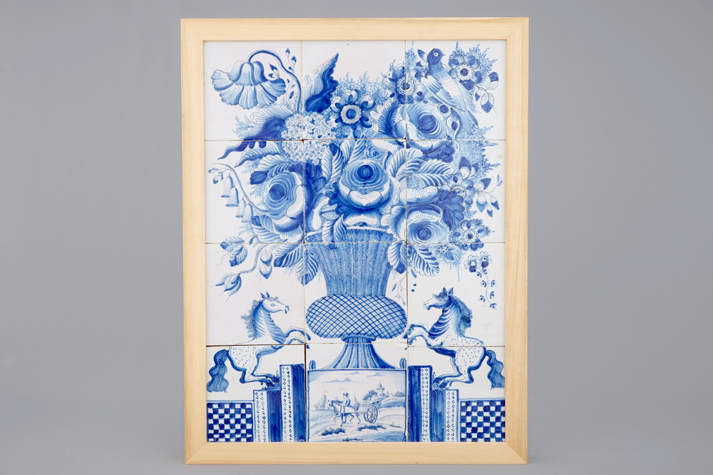 Een blauw-wit Delfts tegeltableau met bloemvaas, Makkum, Friesland, 19e eeuw