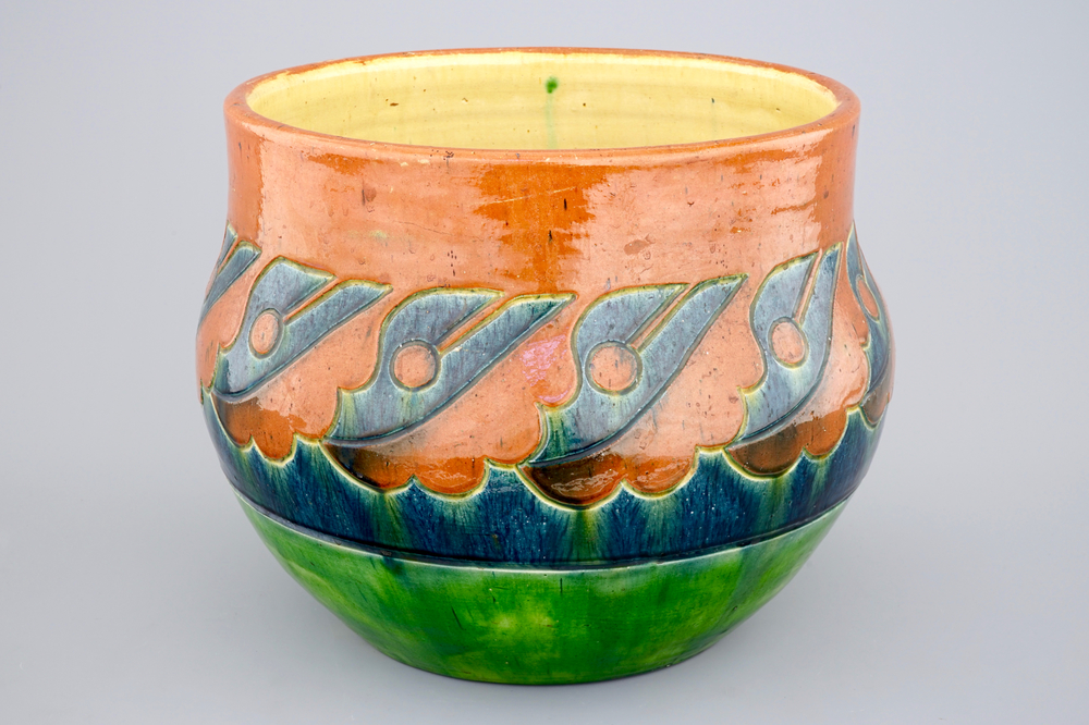 An art nouveau jardiniere, Flemish pottery, early 20th C.