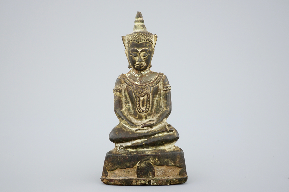 Un mod&egrave;le de Bouddha en bronze, Ayutthaya, Tha&iuml;lande, 17/18&egrave;me
