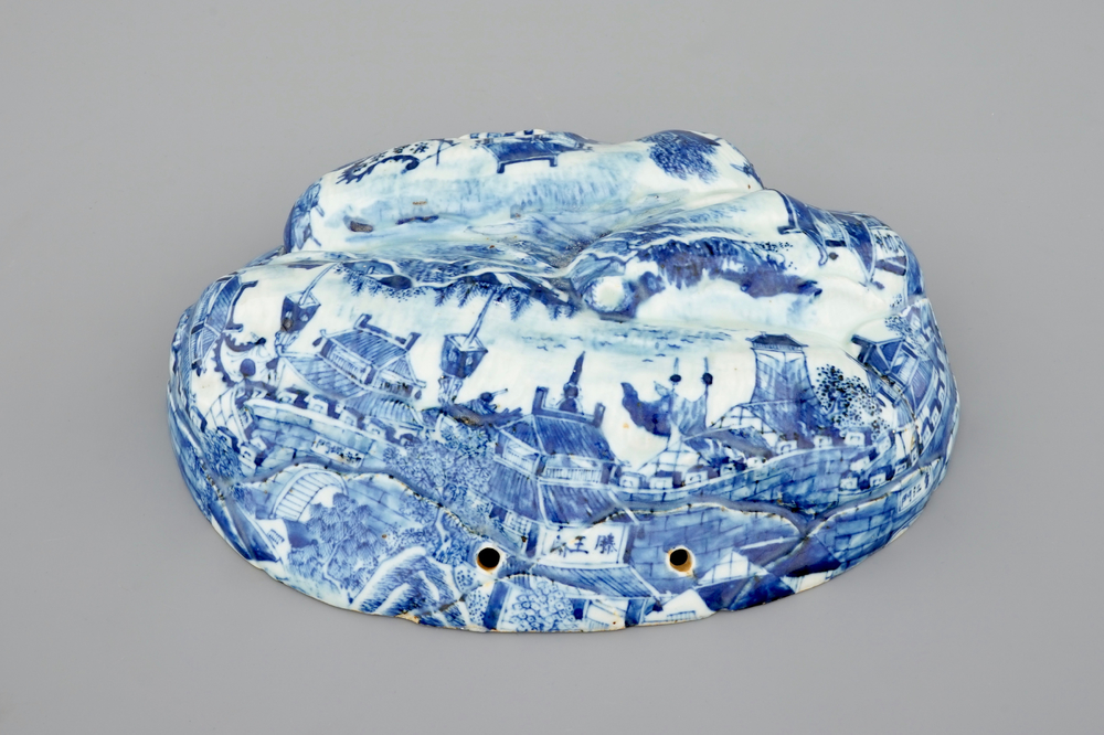An unusual blue and white Chinese porcelain walnut-shaped hanging ornament or lid, 18th C.
