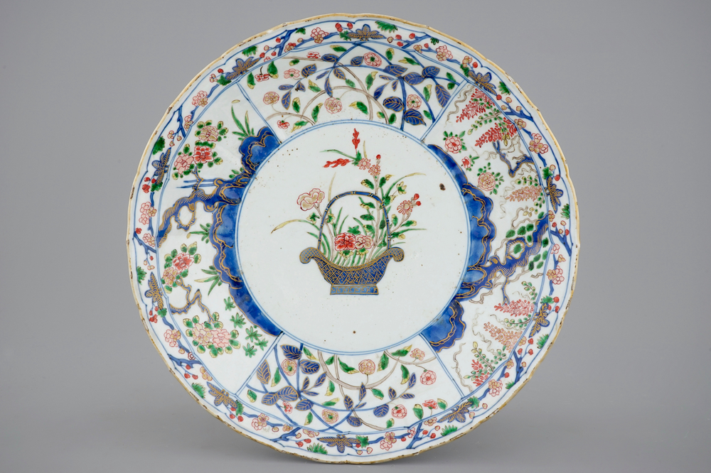 A large Chinese famille verte dish with a flower basket, Kangxi