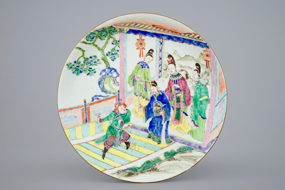An unusual Chinese famille rose dish painted all-over, Yongzheng, 1723-1735