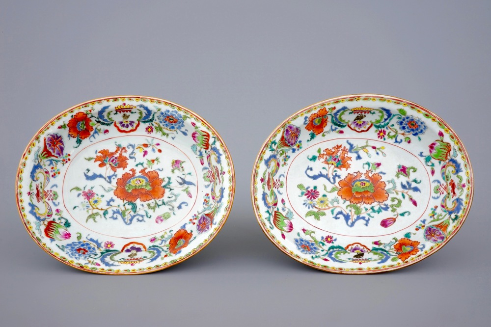A rare pair of Chinese export porcelain "Pompadour" oval bowls, ca. 1745