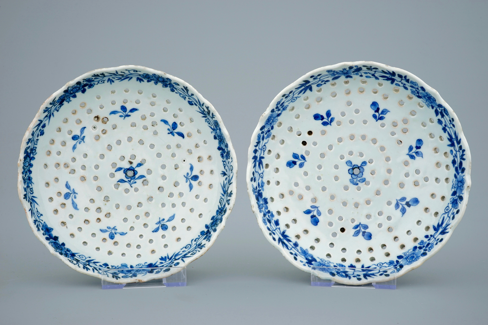 A pair of blue and white strainers after Dutch Delft examples, Qianlong, 18th C.