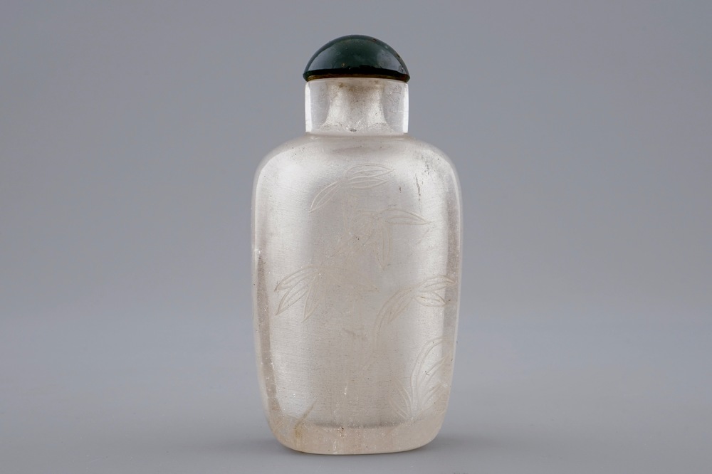 Two Chinese encrusted rock crystal and agate snuff bottles, 19/20th C.