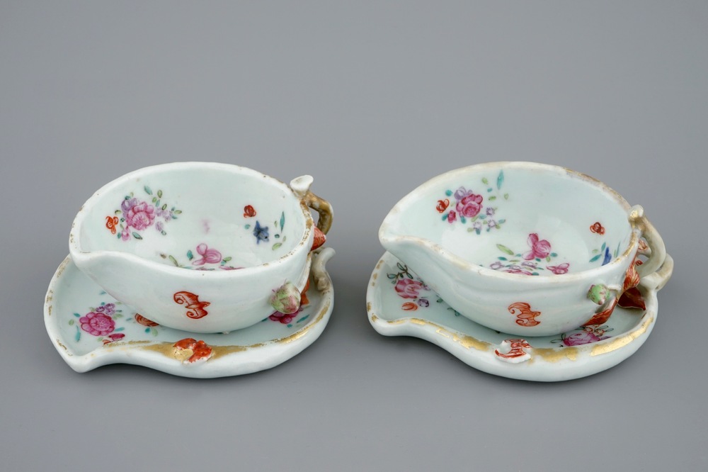 A pair of Chinese famille rose leaf-shaped cups and saucers, Qianlong, 18th C.
