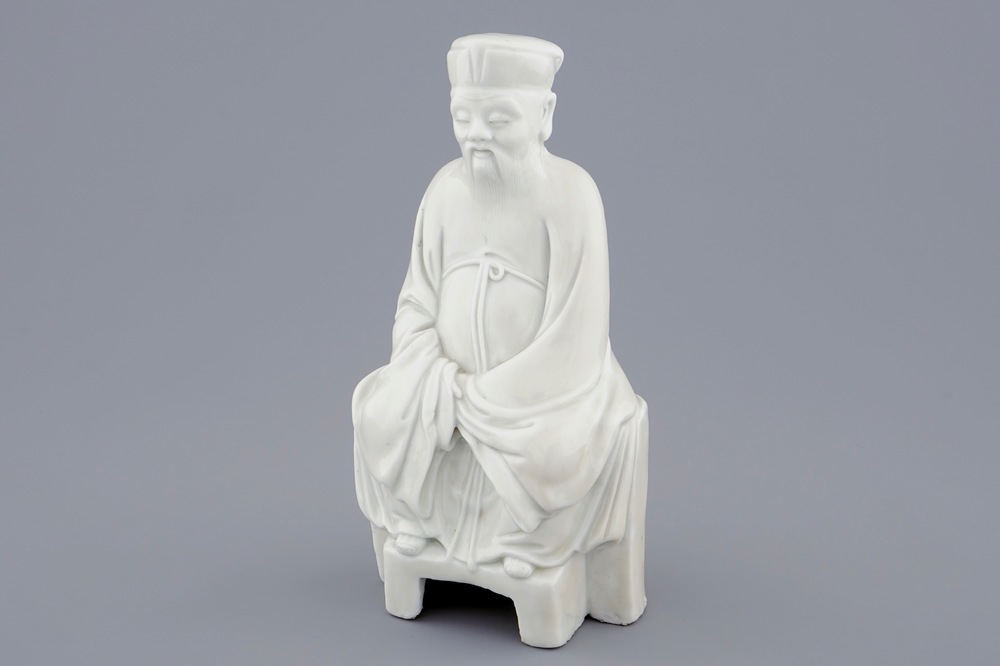 Een Chinese blanc de Chine Dehua figuur van dichter Li Bai, 18e eeuw