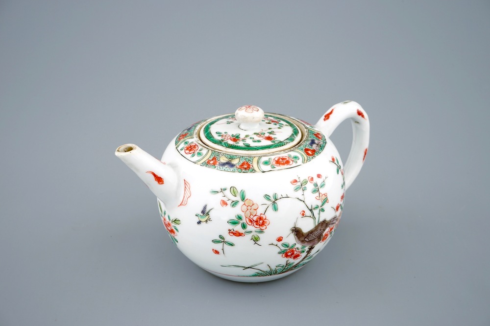 A Chinese famille verte teapot and cover, Kangxi