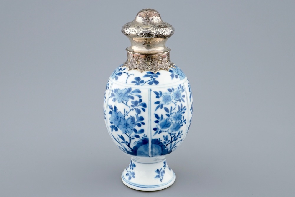 A Chinese blue and white silver-mounted tea caddy, Kangxi