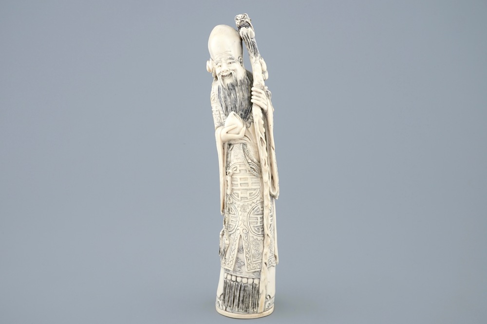 Une figure de Shou Lao en ivoire sculpt&eacute;, Chine, fin du 19&egrave;me