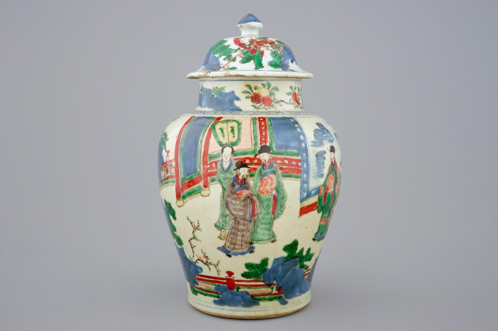 Een Chinese wucai dekselvaas, Transitie periode, 1620-1683