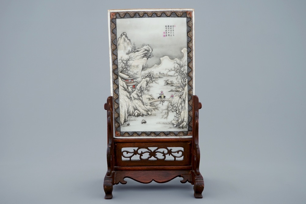 A Chinese qianjiang cai table screen with a winter landscape, 20th C.