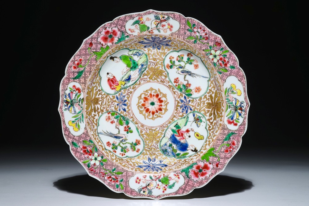 A fine Chinese famille rose eggshell porcelain plate, Yongzheng