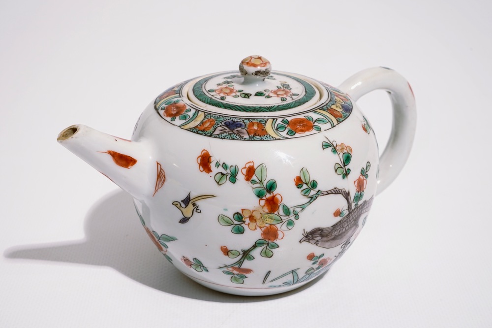 A Chinese bullet-shaped verte-imari teapot with a bird on a branch, Kangxi