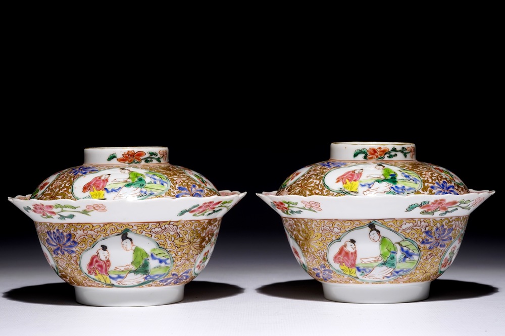 A fine pair of Chinese famille rose bowls and covers, Yongzheng