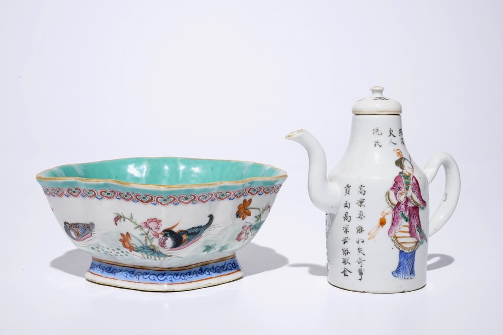 Een Chinees famille rose "Wu Shuang Pu" kannetje en een kom met mandarijneenden, 19e eeuw
