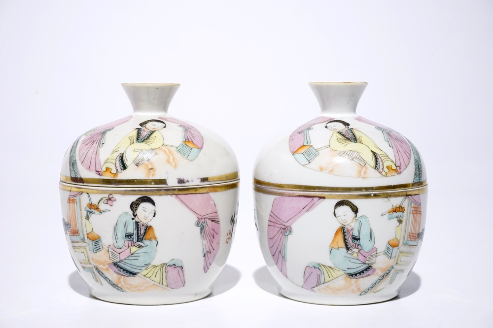 A pair of Chinese qianjiang cai covered bowls, 19/20th C.