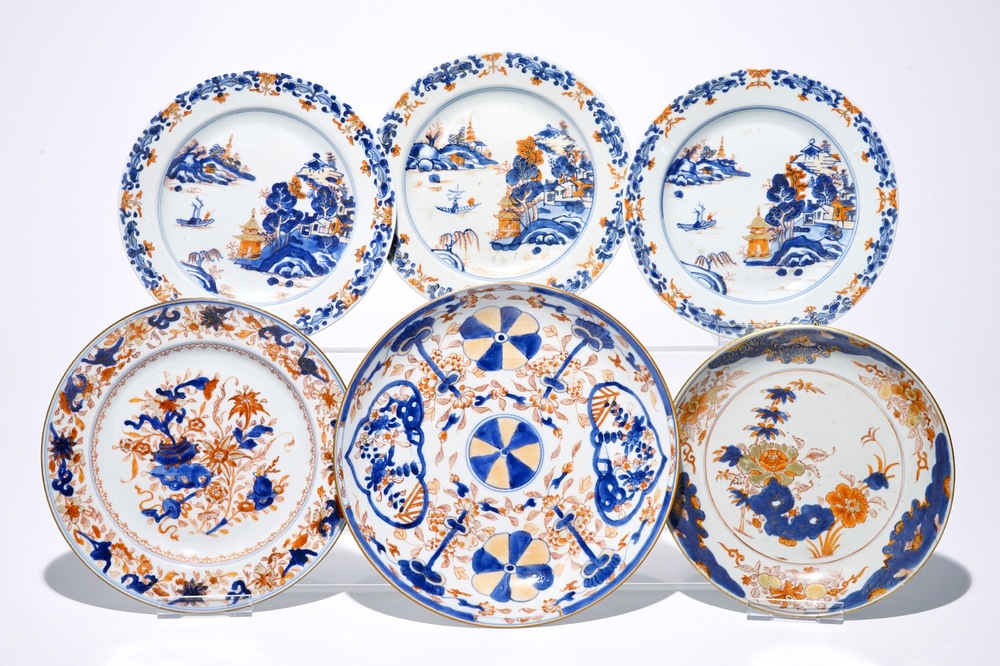Zes diverse Chinese Imari-stijl schotels en borden, Kangxi/Qianlong