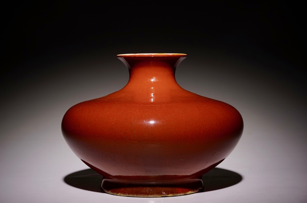 A Chinese monochrome sang-de-boeuf-glazed vase, 19th C.