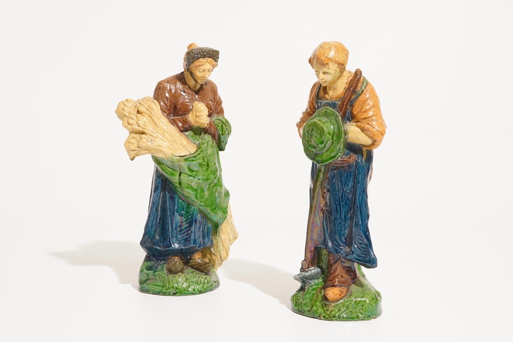 Deux figures en poterie flamande de la s&eacute;rie "Les 4 saisons", prob. ateliers de Laigneil, 20&egrave;me