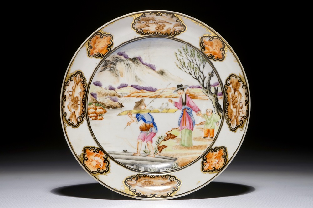 Une assiette en porcelaine de Chine famille rose &agrave; d&eacute;cor "Rockefeller", Qianlong