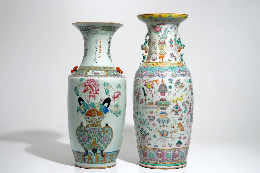 Deux grands vases en porcelaine de Chine famille rose, 19&egrave;me